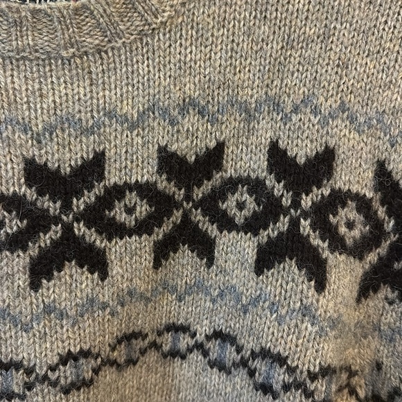 Vintage Abercrombie & Fitch Isle Nordic Crewneck muscle Sweater size large EUC - Picture 3 of 9